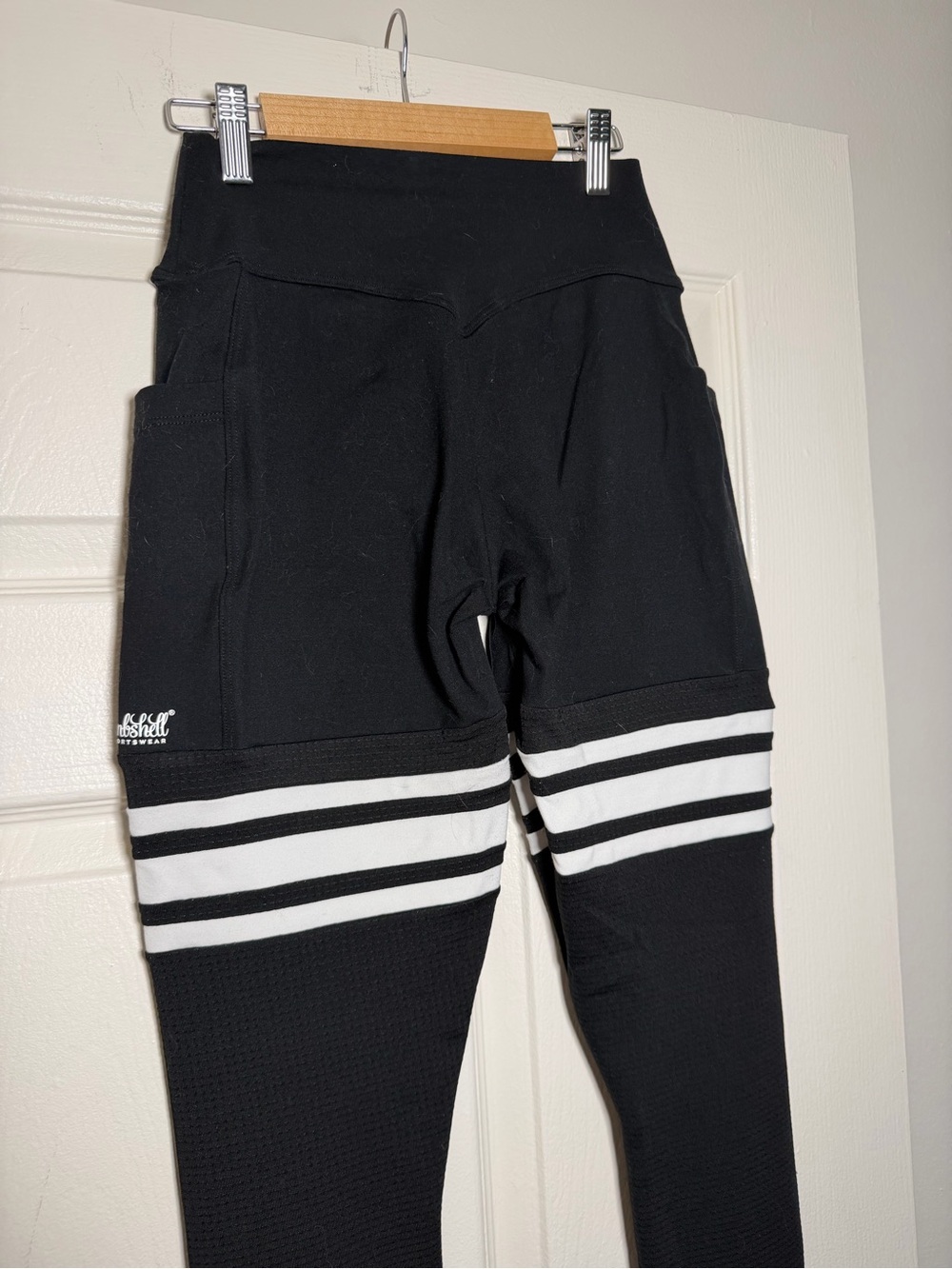 Bombshell Sportswear Perform Thigh Highs Leggings - Picture 6 of 7